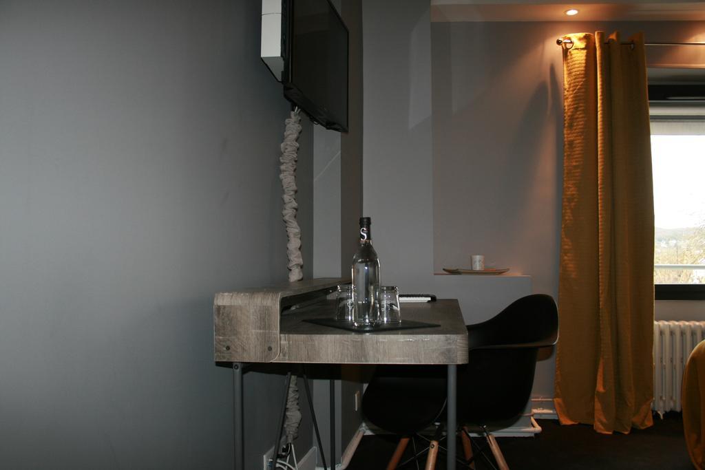 Idees Deco At Home Verneuil-sur-Seine ภายนอก รูปภาพ