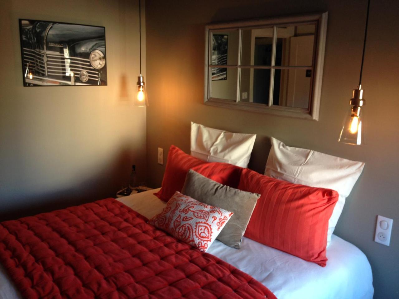 Idees Deco At Home Verneuil-sur-Seine ภายนอก รูปภาพ